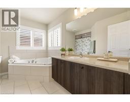 105 LARRY Crescent - 21