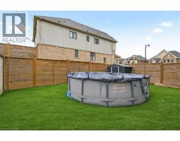 105 LARRY Crescent - 34