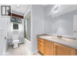 230 MEADOWBROOK Drive UnitNo. 1 - 16