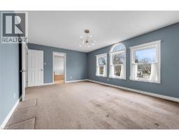 230 MEADOWBROOK Drive UnitNo. 1 - 20