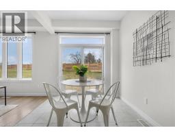 180 LINKS Crescent - 12