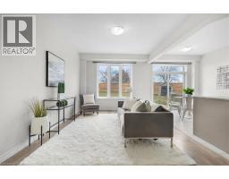 180 LINKS Crescent - 13