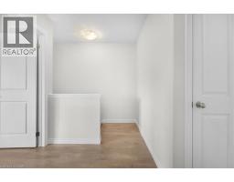 180 LINKS Crescent - 18