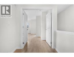 180 LINKS Crescent - 19