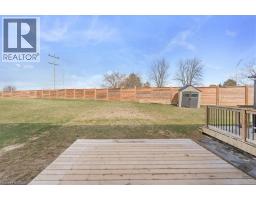 180 LINKS Crescent - 32