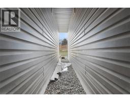 180 LINKS Crescent - 37