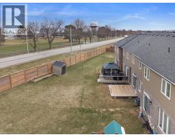 180 LINKS Crescent - 39