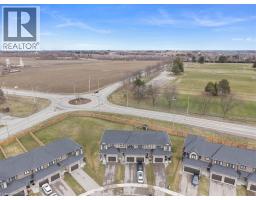 180 LINKS Crescent - 42