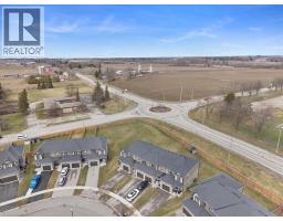 180 LINKS Crescent - 49