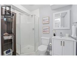 1 BAWCUTT Crescent - 30