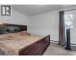 1079 CANFIELD Crescent - 20