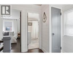 106 LAUREL Street - 12