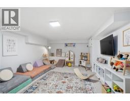 106 LAUREL Street - 23