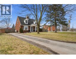 106 LAUREL Street - 3