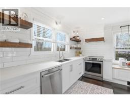 106 LAUREL Street - 5