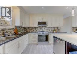 117 ERINBROOK Drive - 18