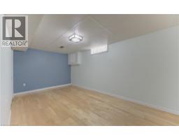 117 ERINBROOK Drive - 33