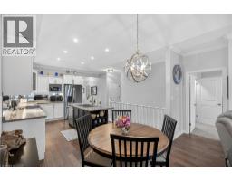 36 BANKS Street - 14