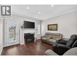 36 BANKS Street - 16