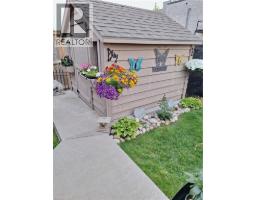 36 BANKS Street - 43