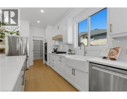 30 MANLEY Street - 12