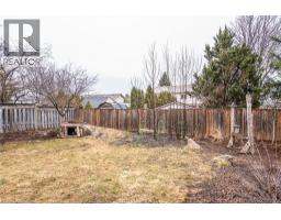 236 DARTMOOR Crescent - 12