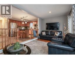 236 DARTMOOR Crescent - 18