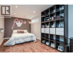 236 DARTMOOR Crescent - 39