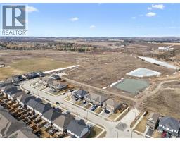 54 MIRANDA Path - 36