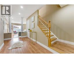 135 VERONICA Drive - 3