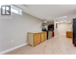 135 VERONICA Drive - 32