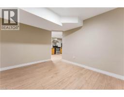 135 VERONICA Drive - 34