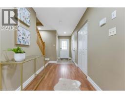 135 VERONICA Drive - 4