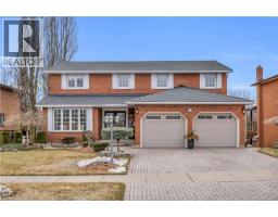 228 MICHENER Crescent - 1