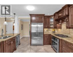 228 MICHENER Crescent - 12