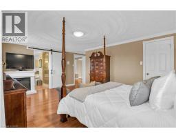 228 MICHENER Crescent - 26