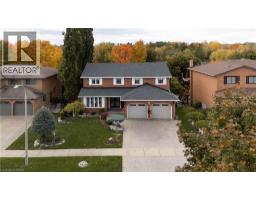 228 MICHENER Crescent - 4
