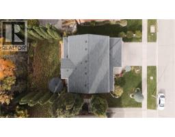 228 MICHENER Crescent - 48