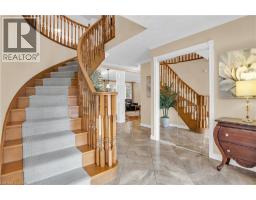 228 MICHENER Crescent - 5