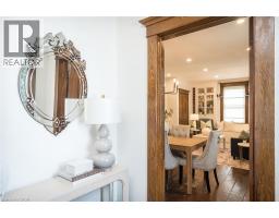 207 WATERLOO Street N - 2