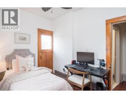 207 WATERLOO Street N - 30