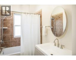 207 WATERLOO Street N - 31