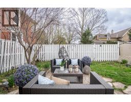 207 WATERLOO Street N - 43