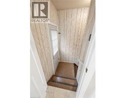 492 EPHRAIM Street - 25