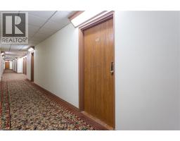 55 GREEN VALLEY Drive UnitNo. 1002 - 4