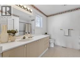 39 SUMMIT Crescent - 13