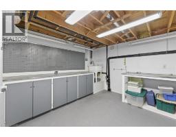 39 SUMMIT Crescent - 19