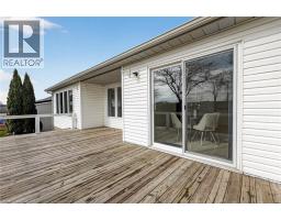 39 SUMMIT Crescent - 24