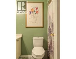 44 BRECKENRIDGE Drive - 18