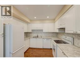 20 EDWIN Crescent - 20